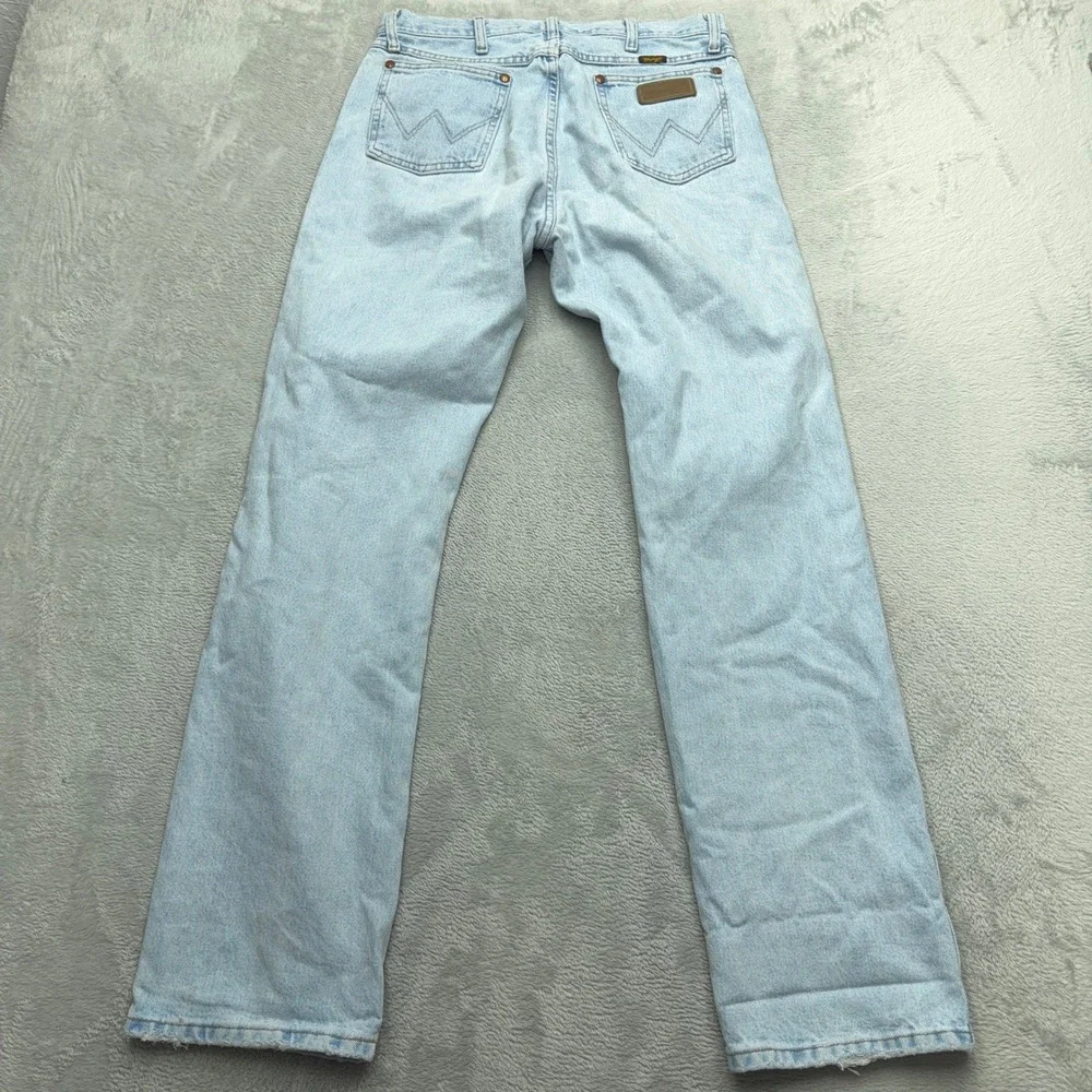 Wrangler Jeans Mens 33x34 Light Blue Cowboy Cut 13MWZGH Straight Leg Denim